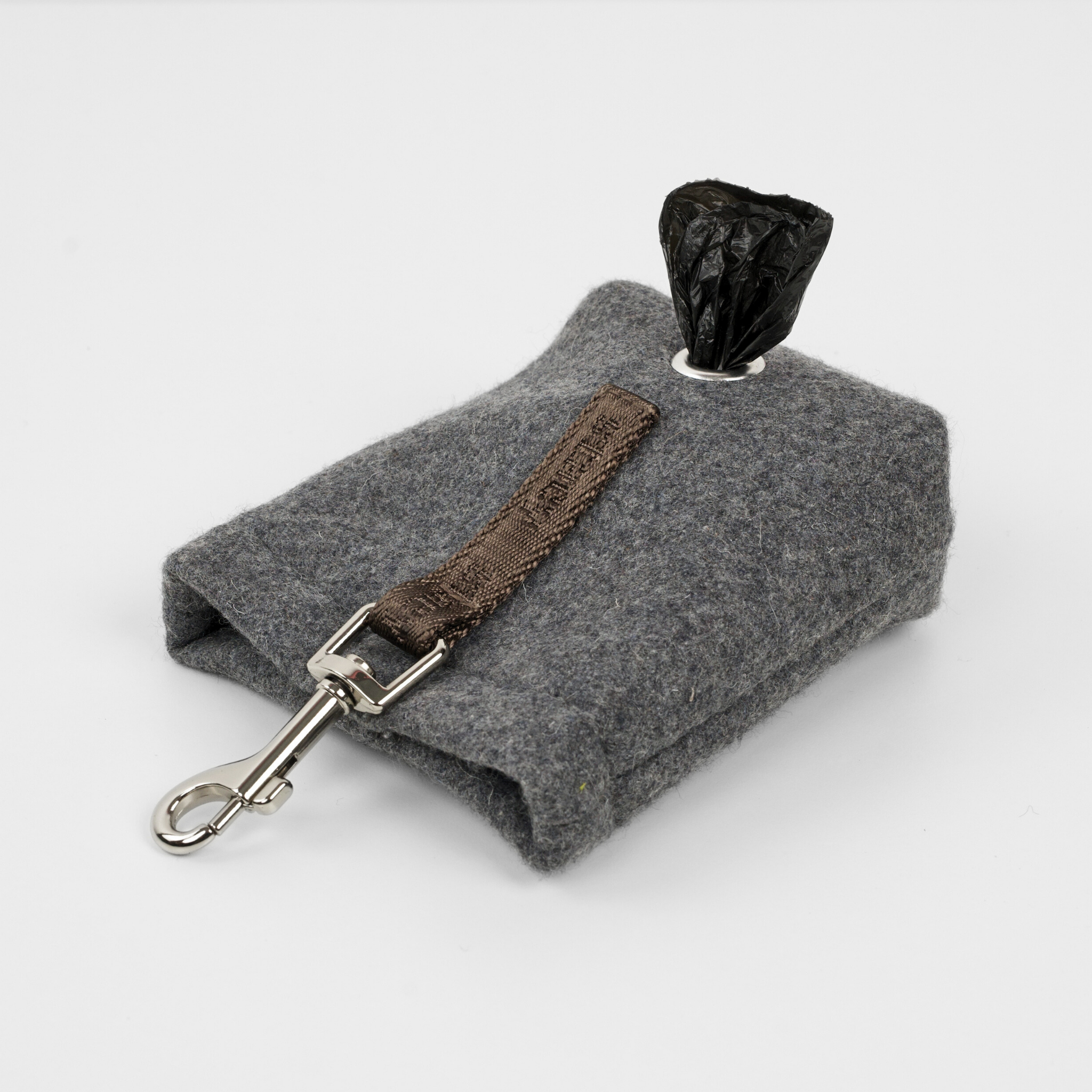 Elma Treat Bag w. Waste Bag Holder | Stone