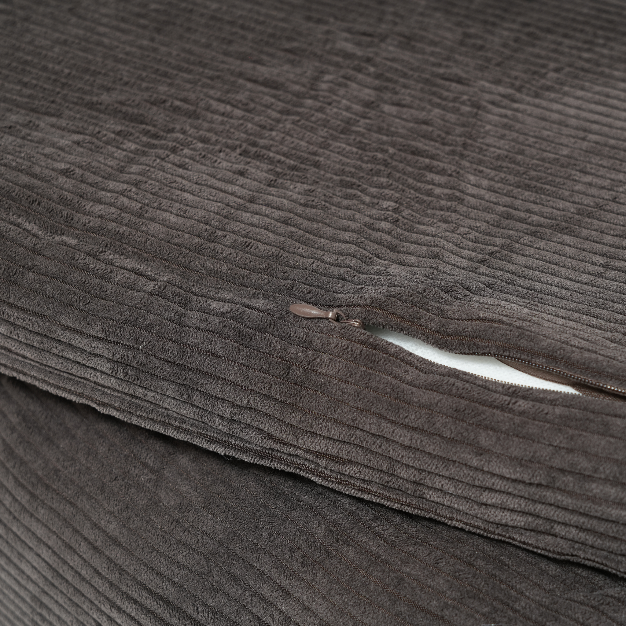 Vera Dog Bed | Dark Oak Corduroy