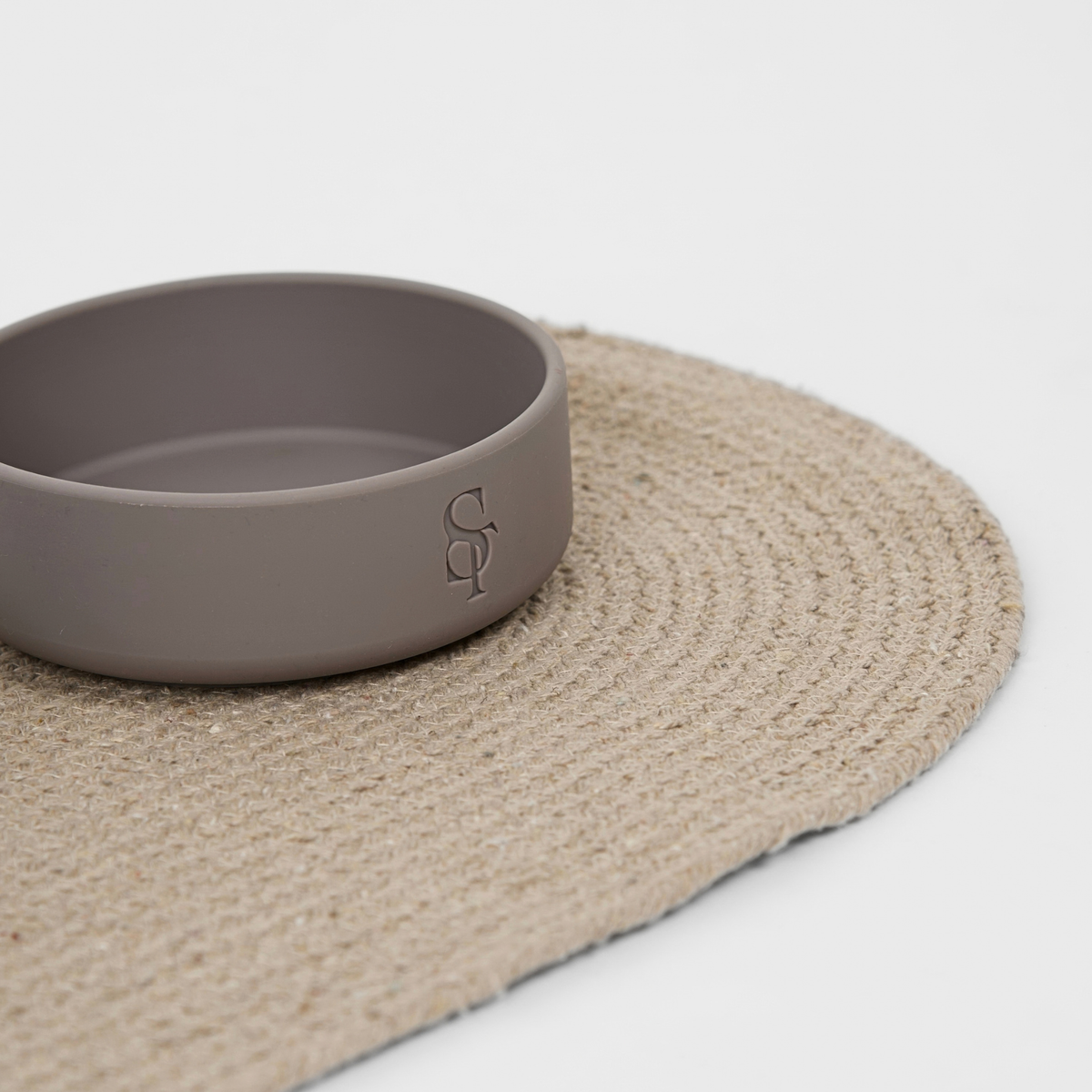 Elli - Braided Oval Feeding Mat - Sand