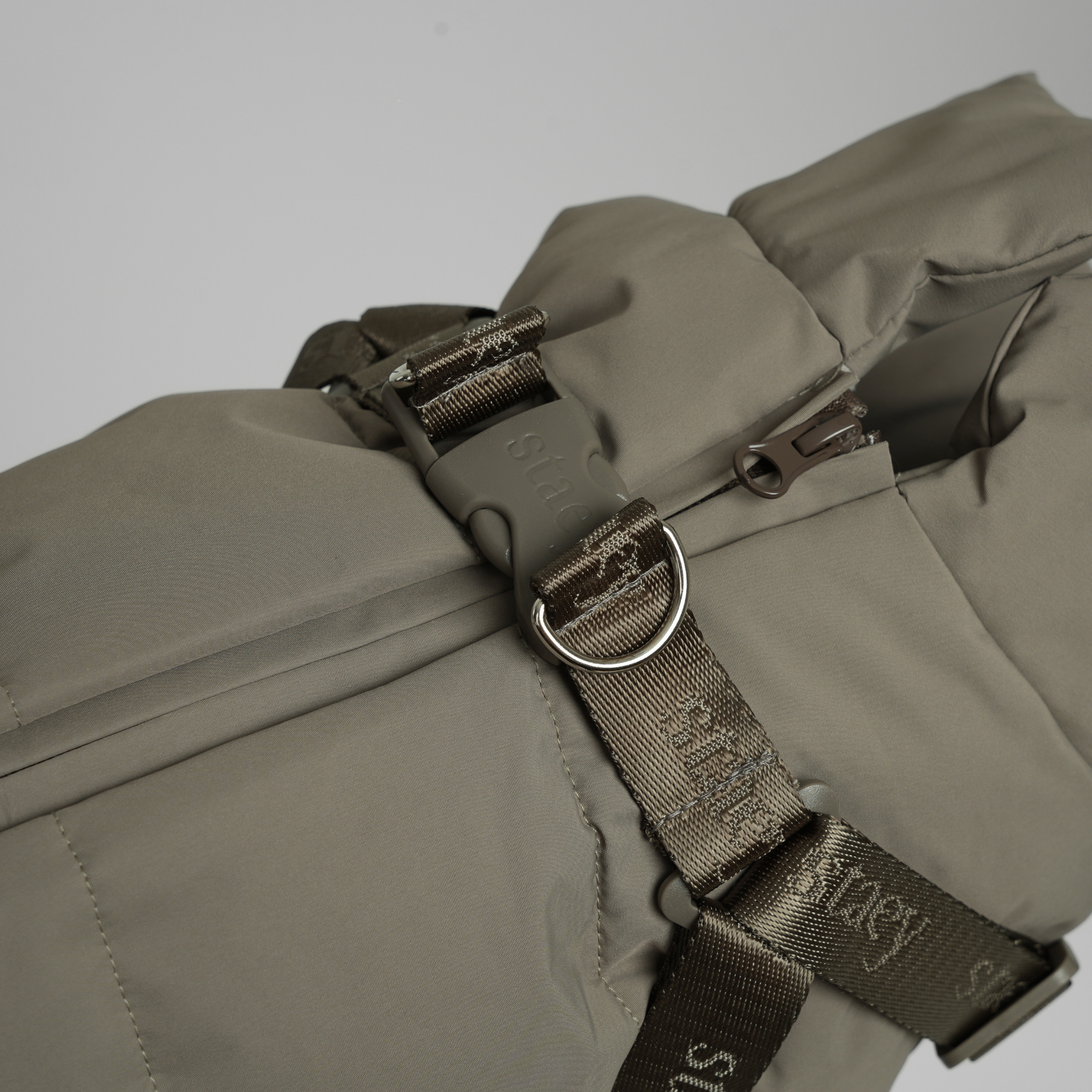 Vera Dog Coat w. Harness | Sage