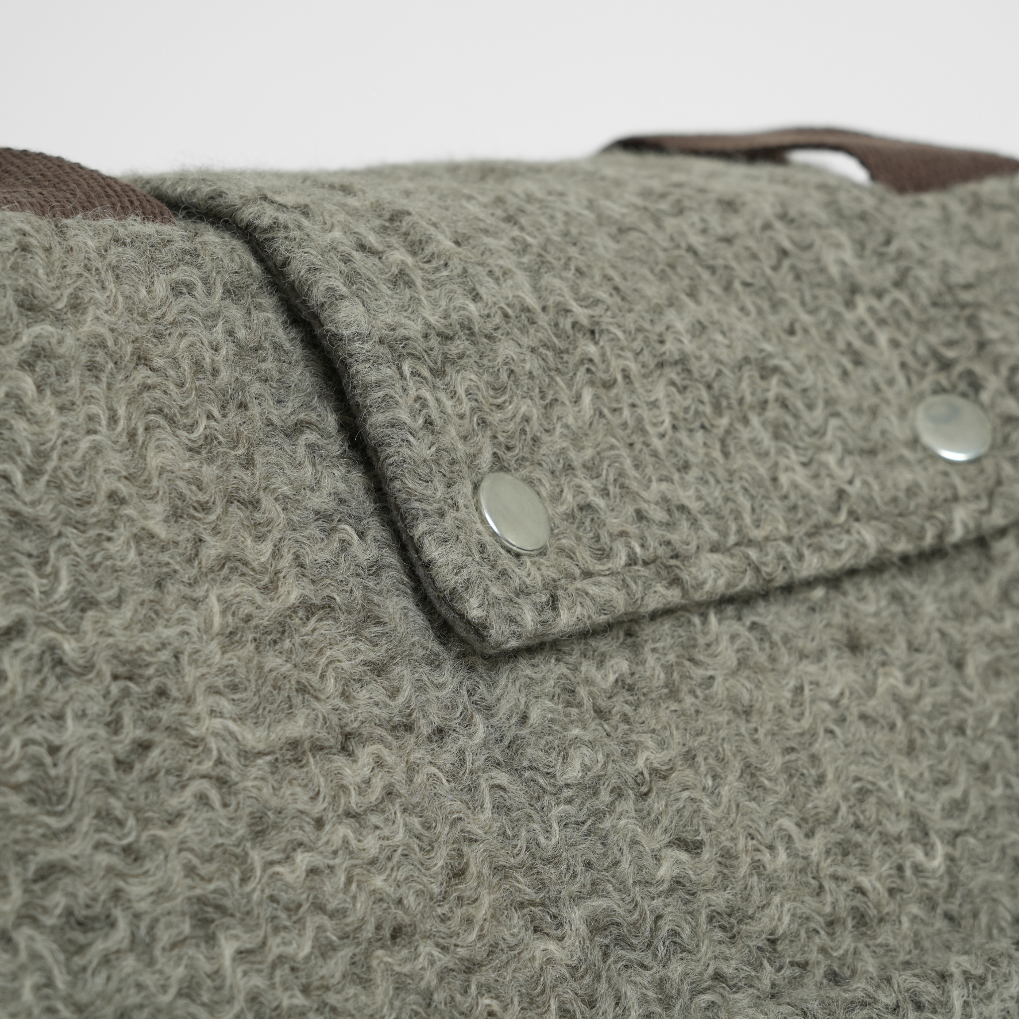 Carrier Bag Curl | Taupe