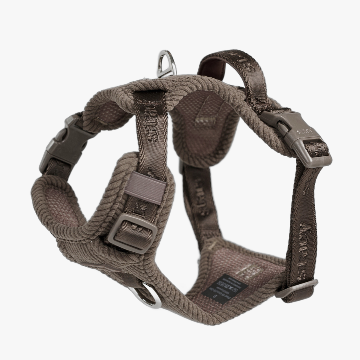 Elma dog harness in dark oak with braided rope trim and steel D-ring