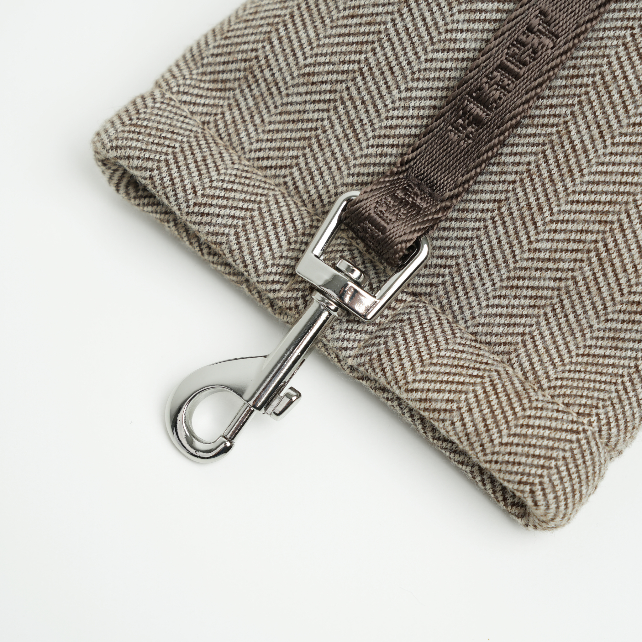 Elma Treat Bag w. Waste Bag Holder | Mocca