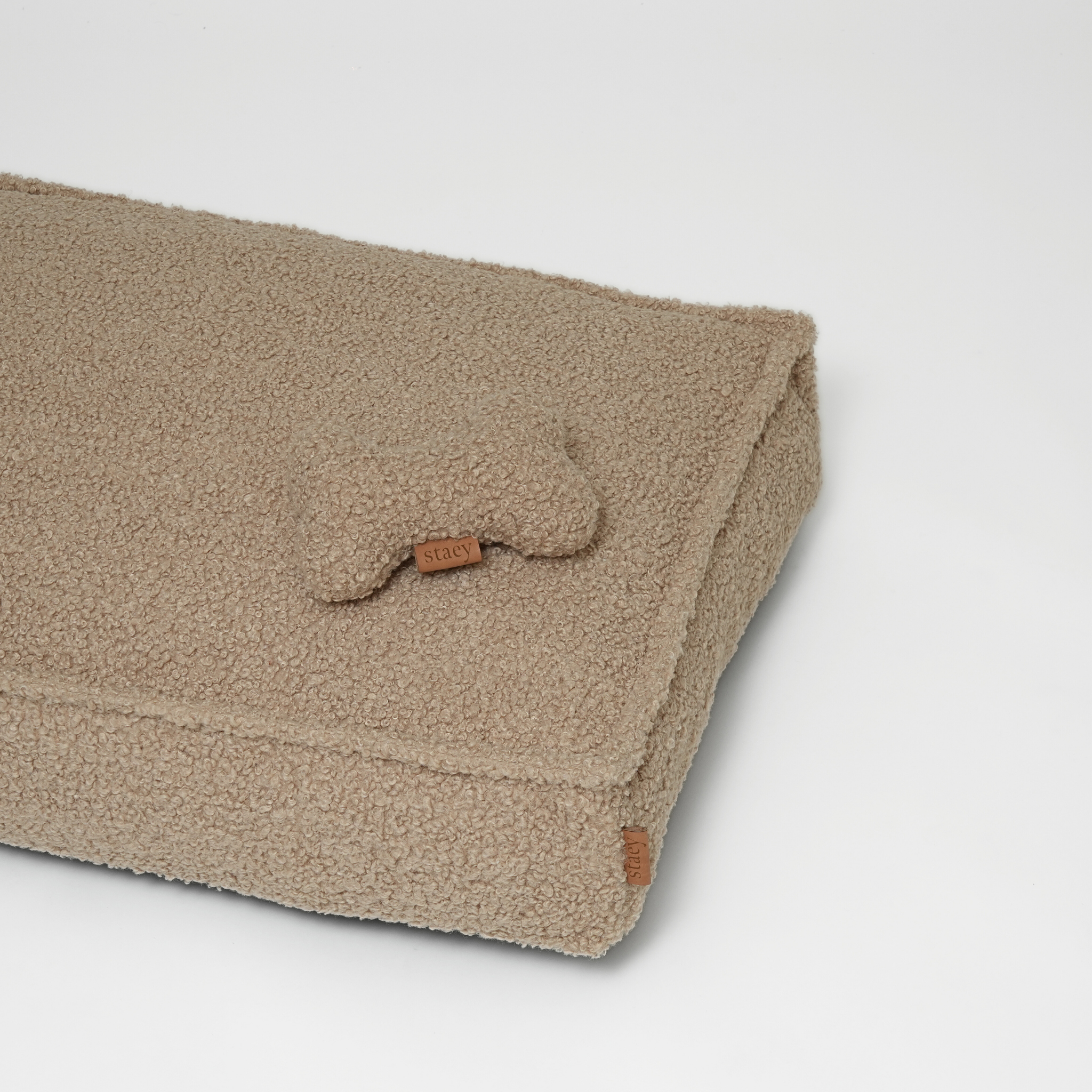 Noor Dog Cushion | Sand Curly
