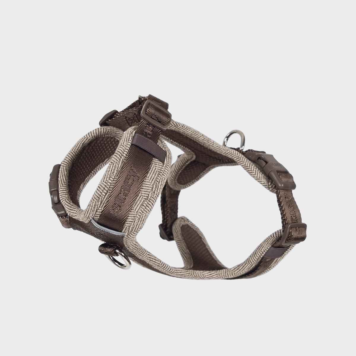 Numa dog harness in mocca with braided rope trim and steel D-ring